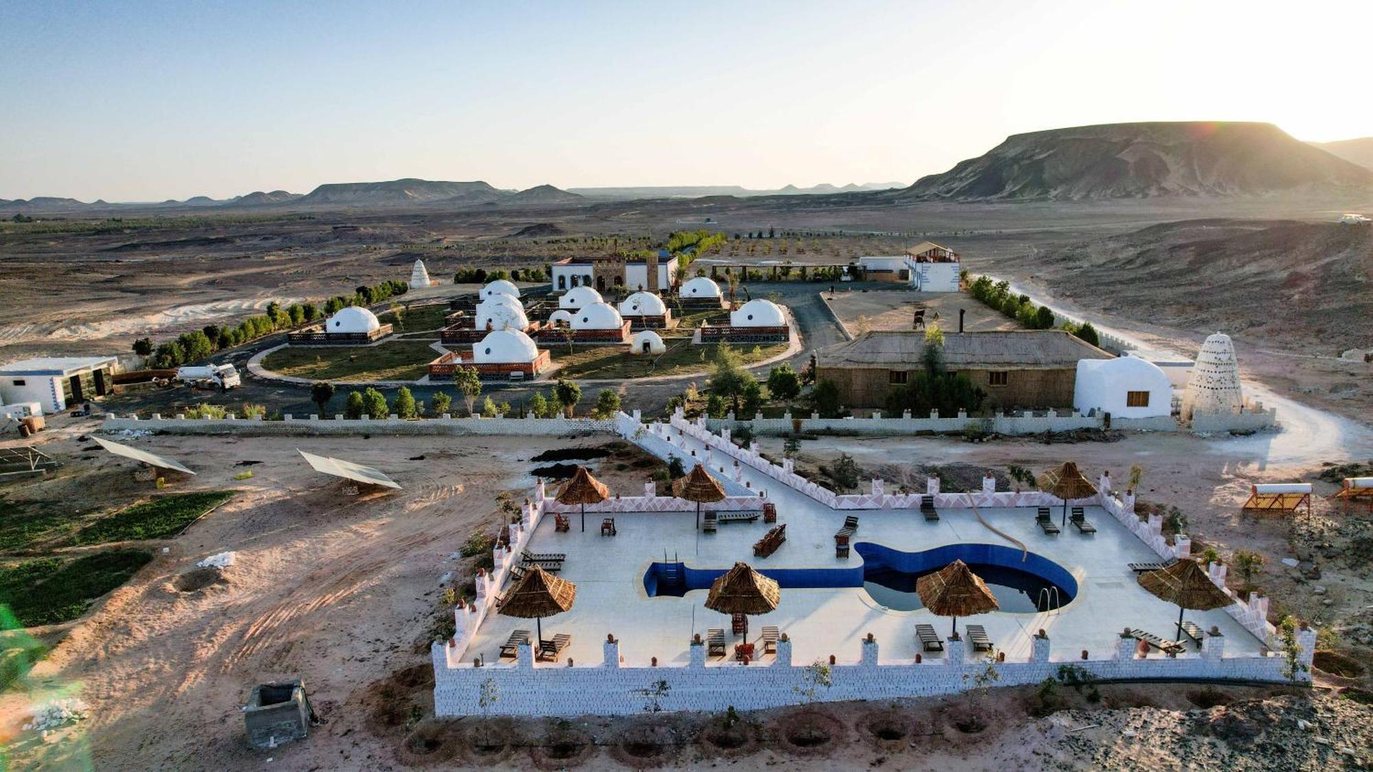ホテル B&W Sahara Sky Camp Farafra エクステリア 写真